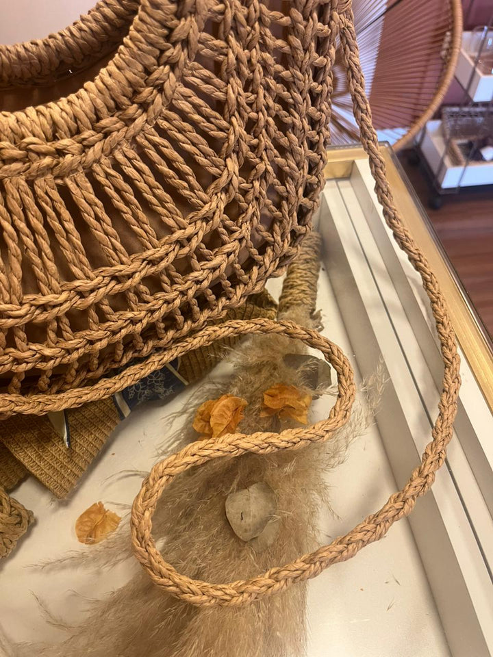 BOLSA MEIA LUA - CHIC